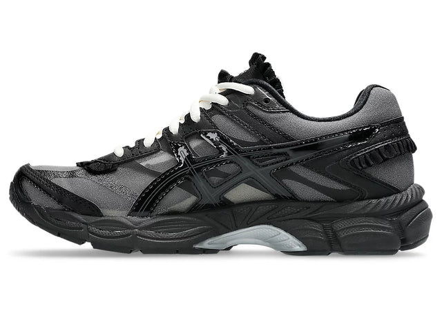 Griff x Asics Gel Cumulus 16 - Black/Black