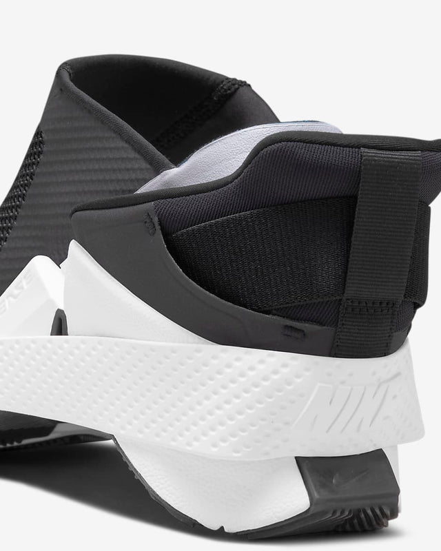 Nike WMNS Go FlyEase - Black/White