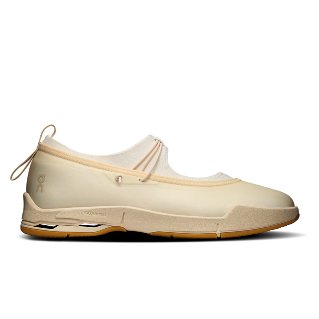 On WMNS Cloudnova Moon Mary Jane - Dew/Antler