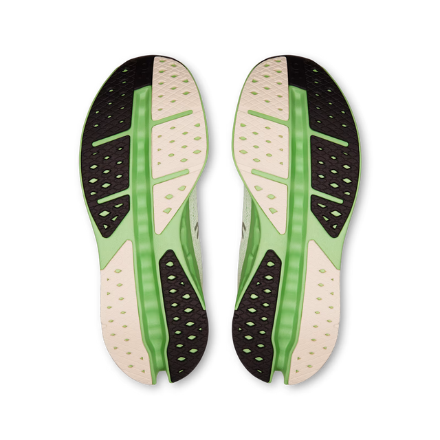 On Cloudsurfer Max - Ivory/Honeydew