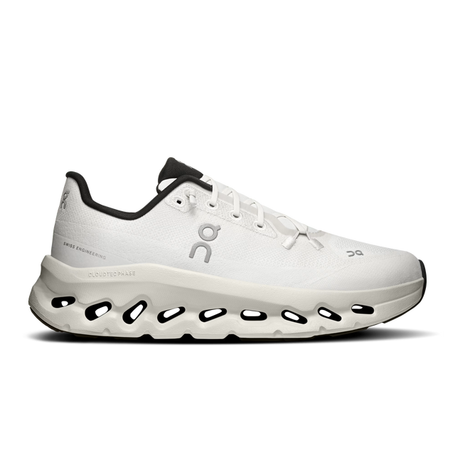 On WMNS Cloudtilt - Pearl/Ice