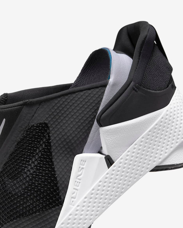 Nike WMNS Go FlyEase - Black/White