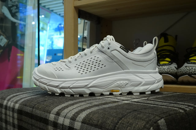 Hoka One One Tor Ultra Lo - White/Nimbus Cloud-Sneakers-Navy Selected Shop