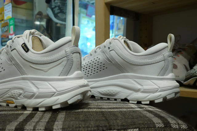 Hoka One One Tor Ultra Lo - White/Nimbus Cloud-Sneakers-Navy Selected Shop