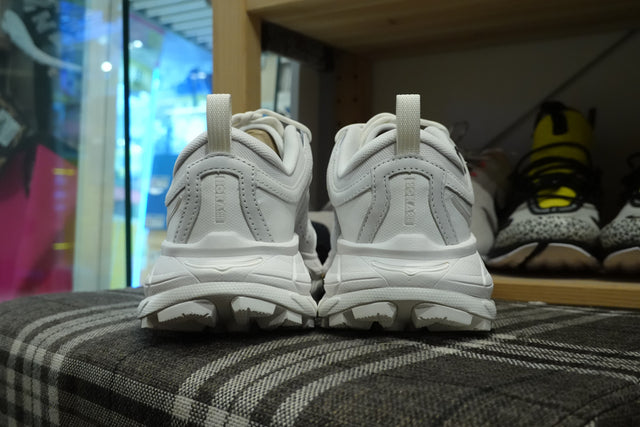 Hoka One One Tor Ultra Lo - White/Nimbus Cloud-Sneakers-Navy Selected Shop