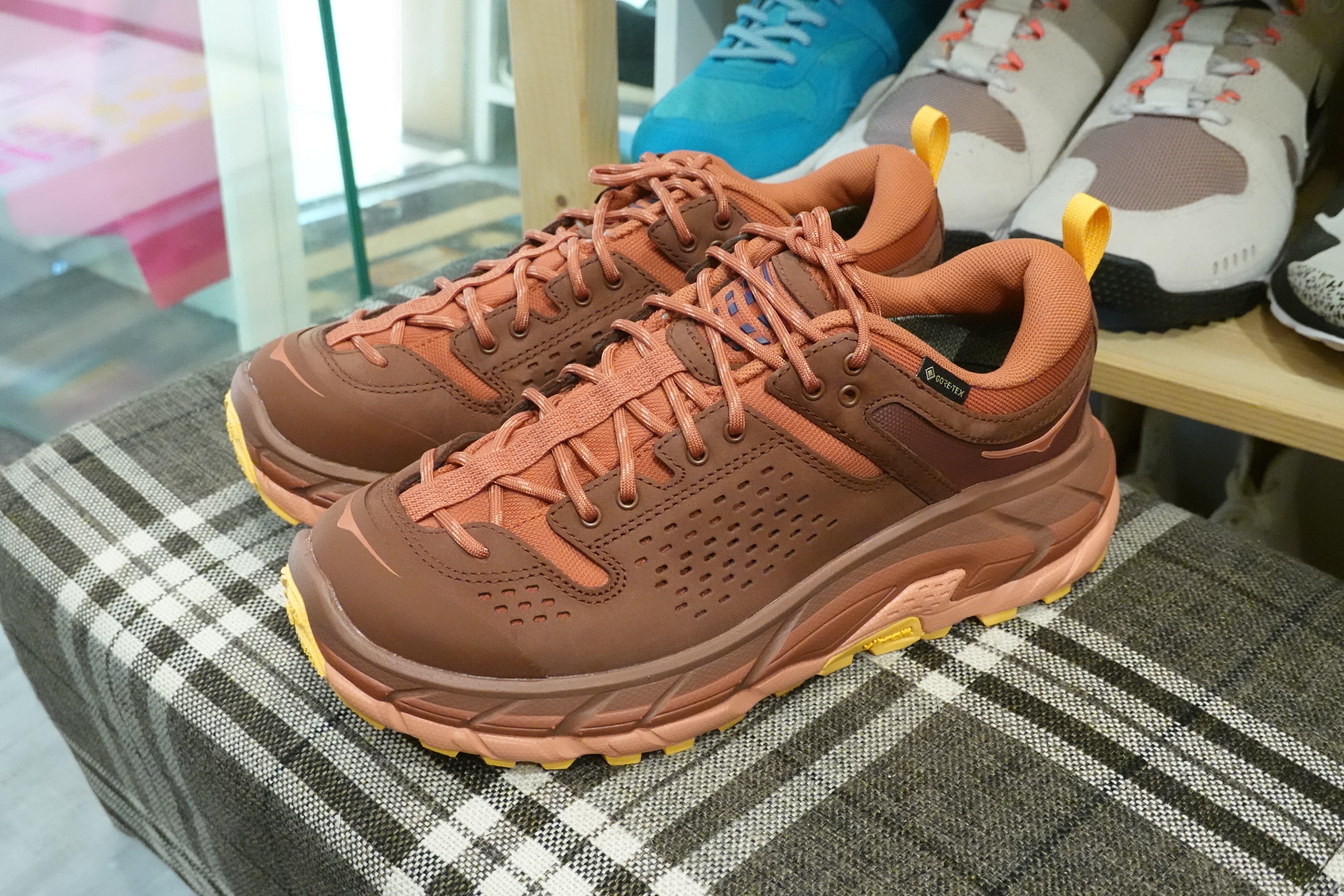 Hoka One One Tor Ultra Lo - Spice/Hot Sauce