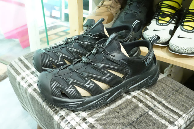 Hoka Hopara - Black/Castlerock-Preorder Item-Navy Selected Shop