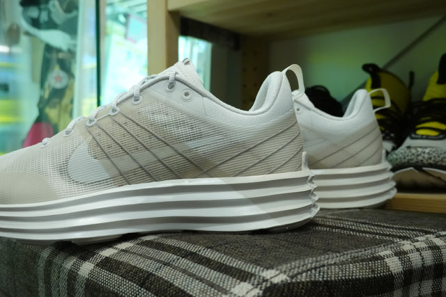 Nike Lunar Roam - Summit White/Phantom/Light Bone-Preorder Item-Navy Selected Shop