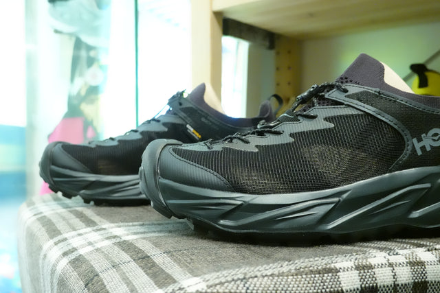 Hoka Hopara 2 - Black/Black-Preorder Item-Navy Selected Shop