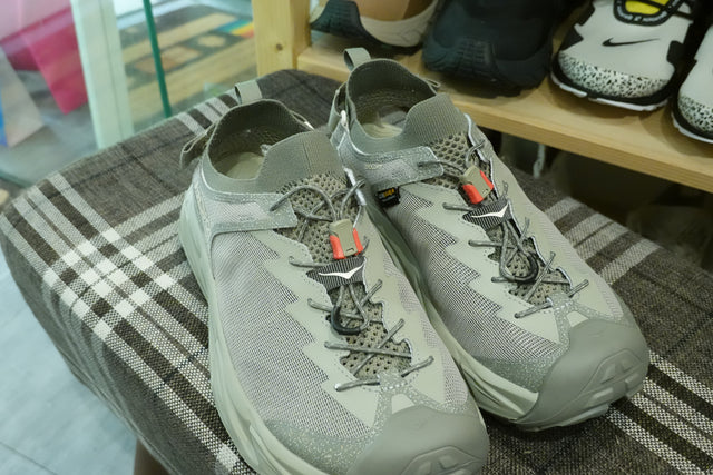 Hoka Hopara 2 - Barley/Oat Milk-Sneakers-Navy Selected Shop