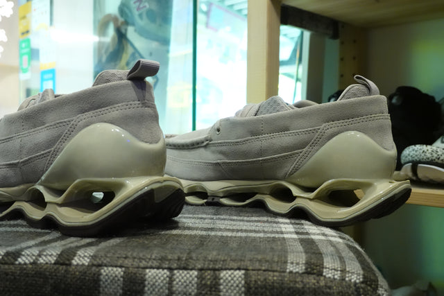 Mizuno Wave Prophecy Moc Suede - Taupe-Preorder Item-Navy Selected Shop