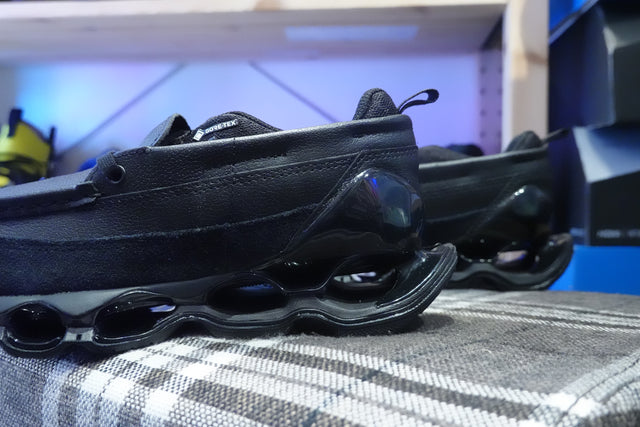 Mizuno Wave Prophecy Moc Goretex - Black-Preorder Item-Navy Selected Shop