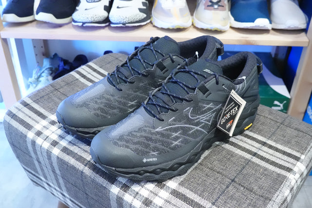 Mizuno Wave Mujin LS Goretex - Black/Quiet Shade/Black Sand-Preorder Item-Navy Selected Shop