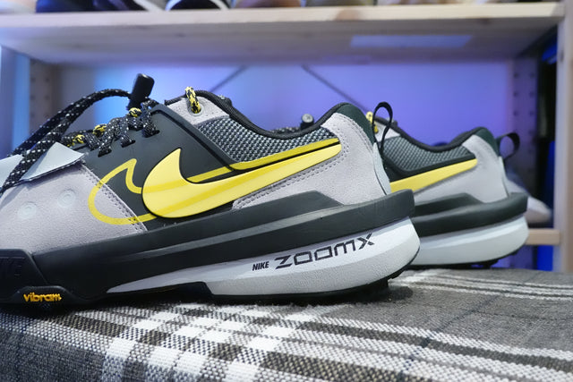 Sacai x Nike Zegamadome - Matte Silver/Tour Yellow/Black-Preorder Item-Navy Selected Shop