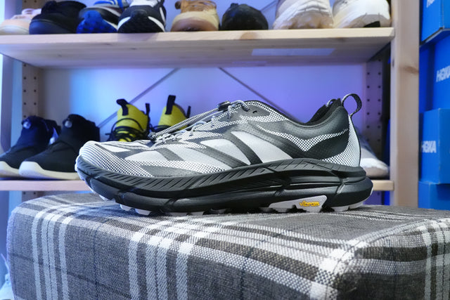 Hoka Mafate Speed 4 Lite TS - Black/White-Preorder Item-Navy Selected Shop