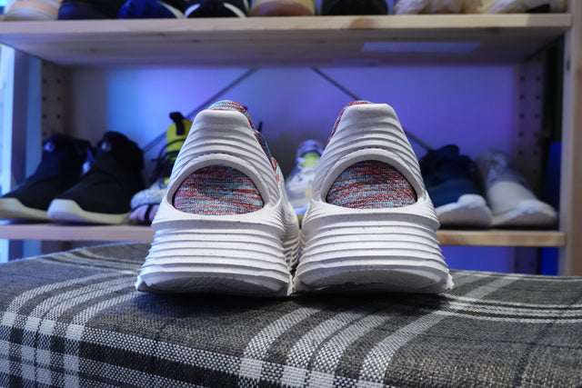 Hoka Vibrant Bloom Restore TC - Alabaster/Red Cabbage-Preorder Item-Navy Selected Shop