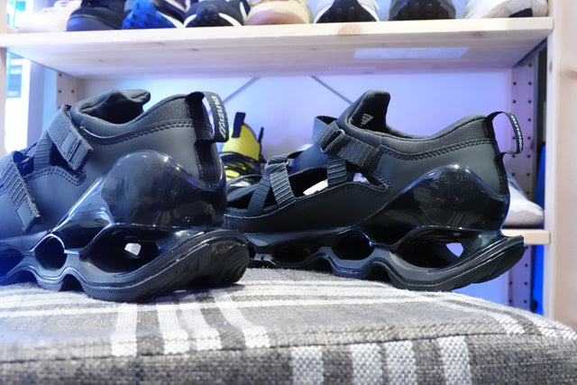 Mizuno Wave Prophecy Strap - Black-Preorder Item-Navy Selected Shop