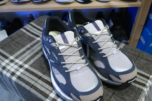 Mizuno Wave Mujin TL Suede - Opal Gray/Salute/Odyssey Gray-Preorder Item-Navy Selected Shop