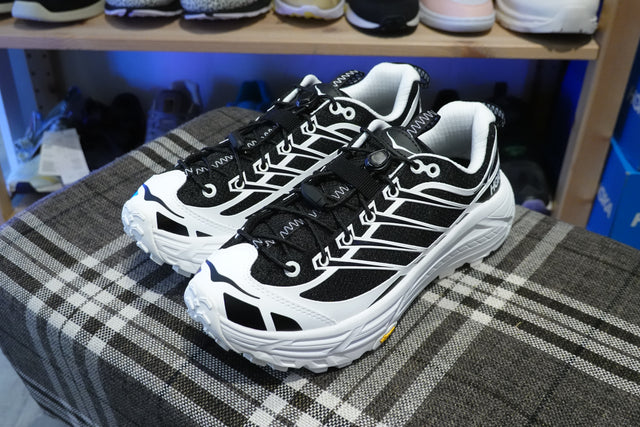 Hoka Mafate Three 2 - Frost/Black-Preorder Item-Navy Selected Shop