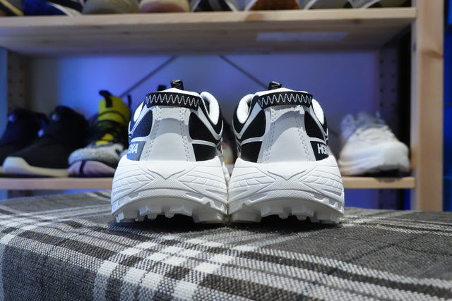 Hoka Mafate Three 2 - Frost/Black-Preorder Item-Navy Selected Shop