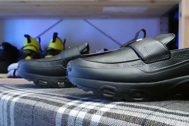 Nike WMNS Air Max Phenomena - Black/Metallic Gold/Smoke Grey-Preorder Item-Navy Selected Shop