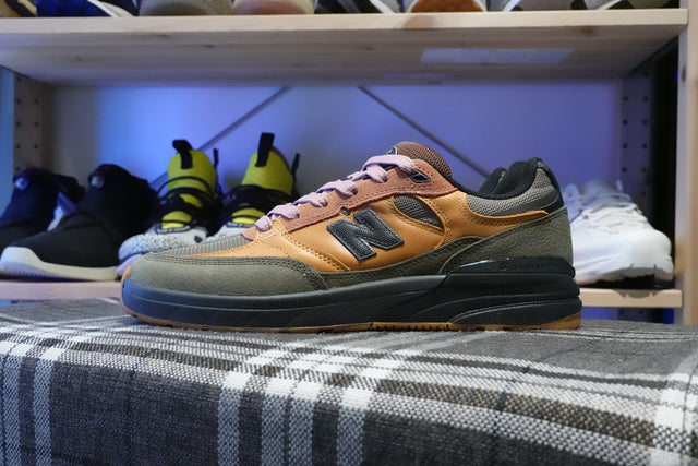 Mike Gigliotti x New Balance Numeric 933 Reynolds NM933LOT-Preorder Item-Navy Selected Shop