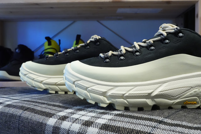 Hoka Tor Summit 2 - Black/Pampas Grass-Preorder Item-Navy Selected Shop