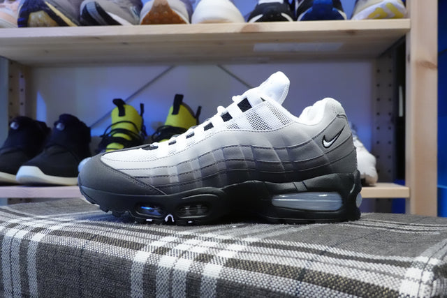 Nike Air Max 95 OG - Black/Medium Ash/Dark Pewter/White-Preorder Item-Navy Selected Shop