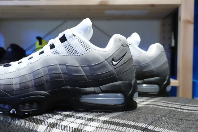 Nike Air Max 95 OG - Black/Medium Ash/Dark Pewter/White-Preorder Item-Navy Selected Shop