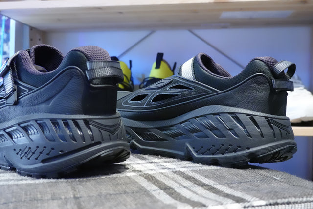 Hoka Stinson Breeze - Black/Carbon Black