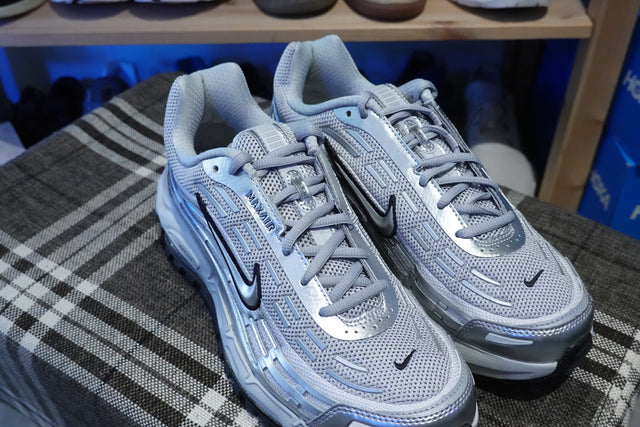 Nike Air Max TL 2.5 - FLT Silver/Metallic Silver-Preorder Item-Navy Selected Shop