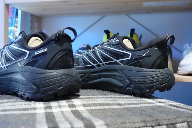 Hoka Stealth/Tech Mafate Speed 2 - Black/Carbon Black-Preorder Item-Navy Selected Shop