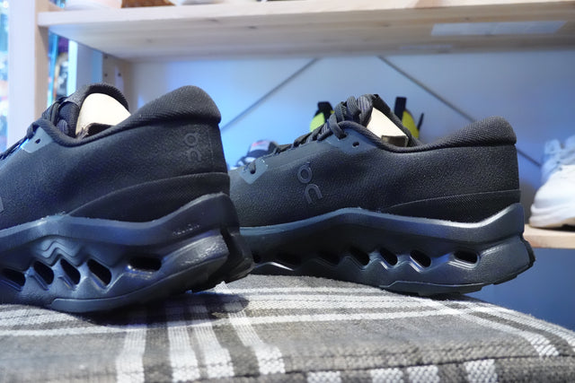 On WMNS Cloudsurfer Trail 2 Waterproof - Black/Black-Preorder Item-Navy Selected Shop