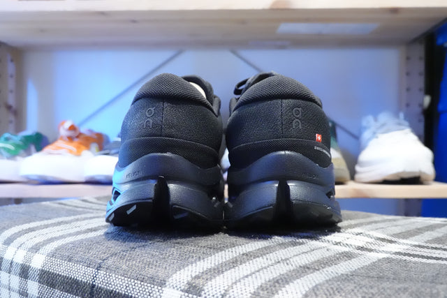 On WMNS Cloudsurfer Trail 2 Waterproof - Black/Black-Preorder Item-Navy Selected Shop