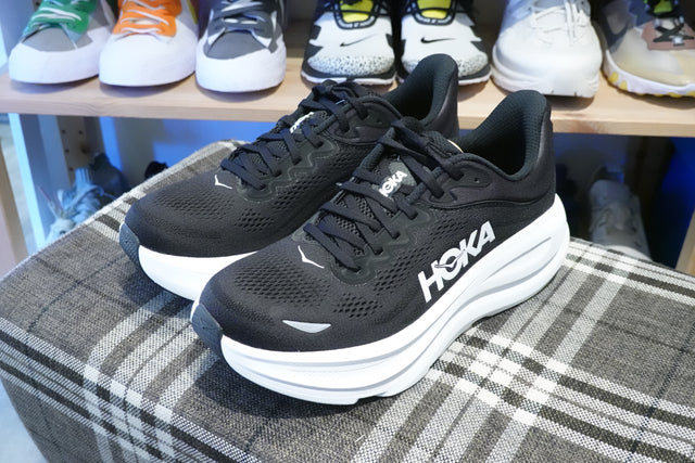 Hoka Bondi 9 - Black/White