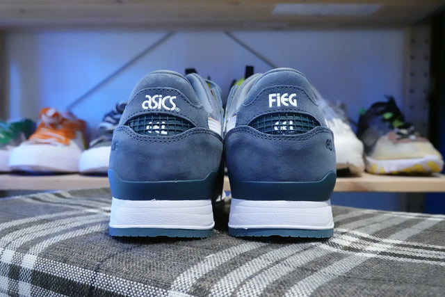 Ronnie Fieg for Asics Gel-Lyte III 07 Remastered "Salmon Toe" - Salmon/White