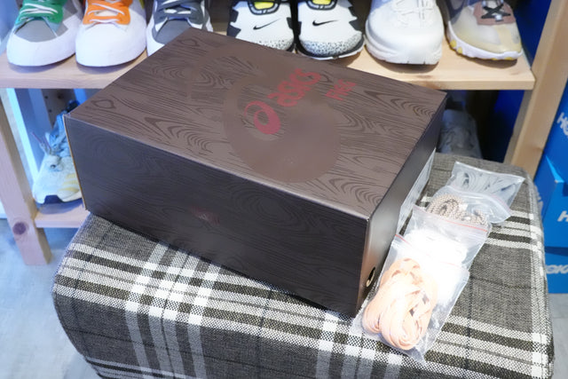 Ronnie Fieg for Asics Gel-Lyte III 07 Remastered "Salmon Toe" - Salmon/White