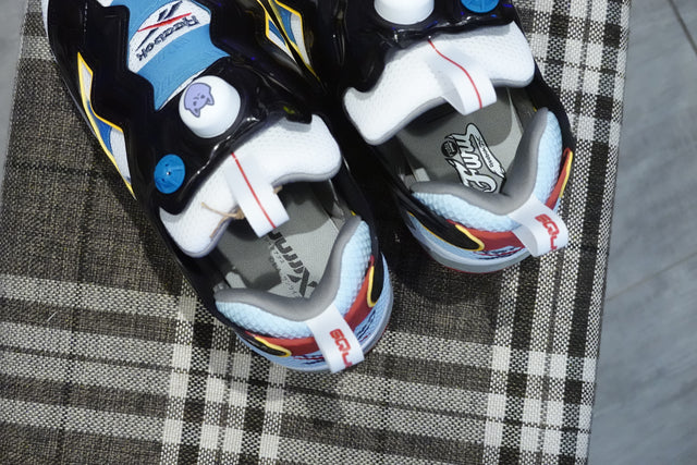 『機動戦士Gundam GQuuuuuuX』x Reebok Instapump Fury 94 GQuuuuuuX - White