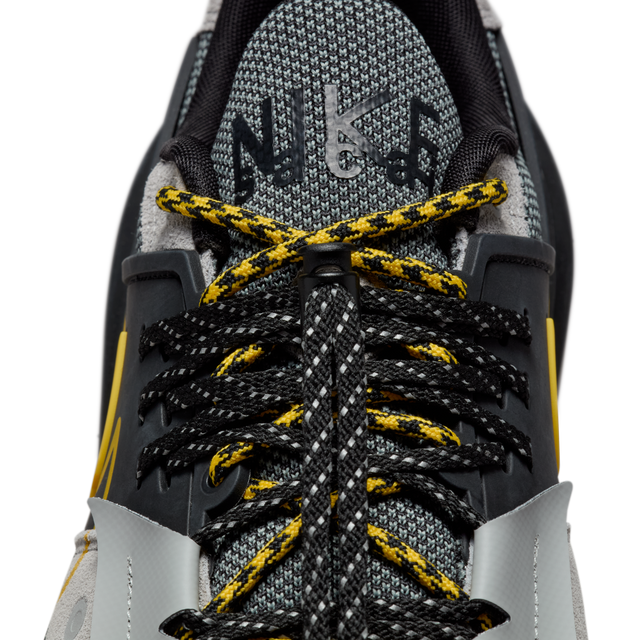 Sacai x Nike Zegamadome - Matte Silver/Tour Yellow/Black-Preorder Item-Navy Selected Shop