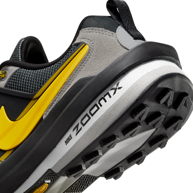 Sacai x Nike Zegamadome - Matte Silver/Tour Yellow/Black-Preorder Item-Navy Selected Shop