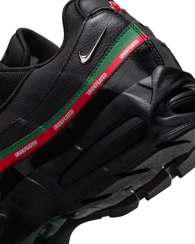 UNDEFEATED x Nike Air Max 95 SP - Black/Metallic Silver/Gorge Green/Sport Red