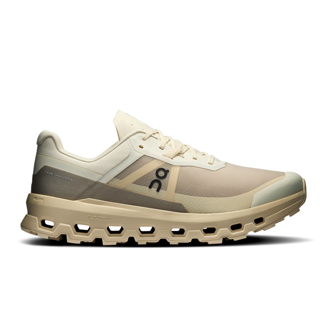 On Cloudvista 2 - Cream/Desert