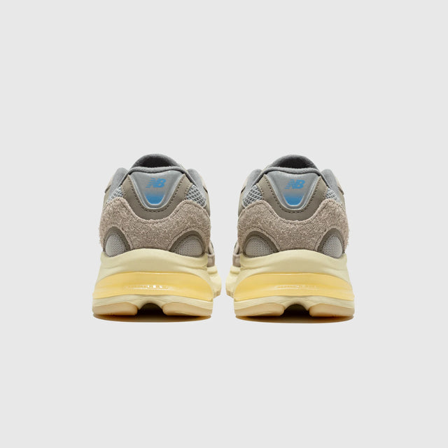 New Balance U2010GD "Grey Day 2025"-Preorder Item-Navy Selected Shop