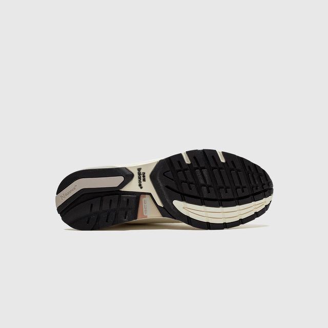 New Balance U992MC Made in USA-Preorder Item-Navy Selected Shop