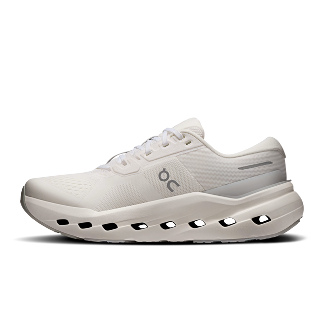 On WMNS Cloudrunner 3 - White/Ivory