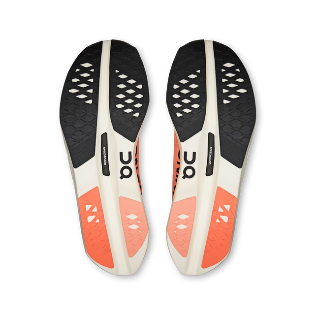 On Cloudboom Volt - Sunstone/Reef