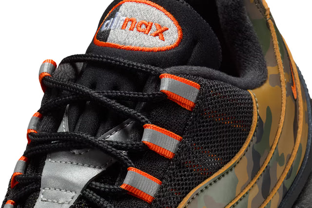 Nike Air Max 95 OG QS - Black/Golden Beige/Cargo Khaki/Old Moss