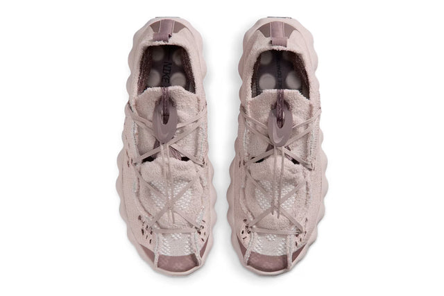 Nike Mind 002 Flyknit - Sanddrift/Fossil Rose/Plum Eclipse/LT Orewood Brown