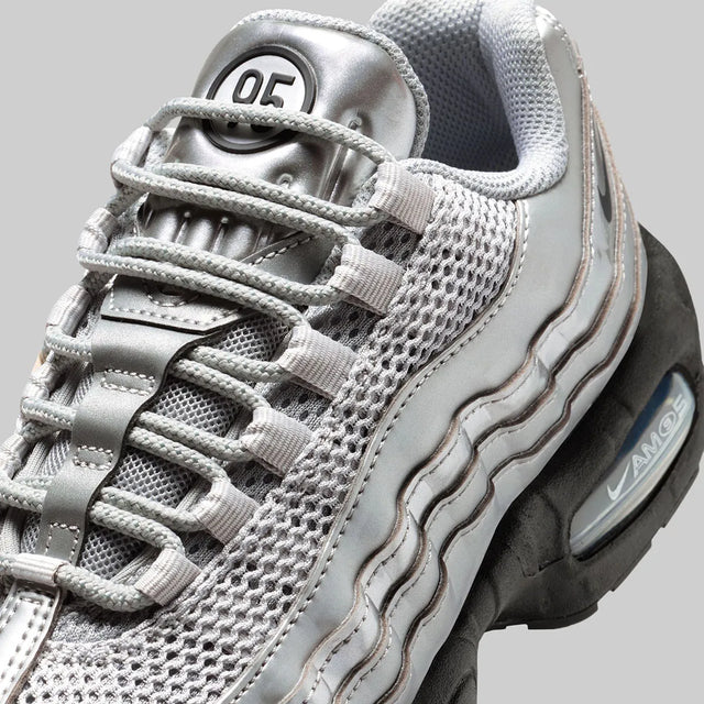 Nike Air Max 95 Big Bubble SE - Metallic Silver/Black/University Red-Preorder Item-Navy Selected Shop