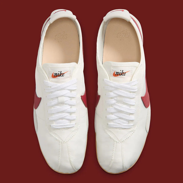 Nike WMNS Moon Shoe OG SP - Summit White/Team Crimson-Preorder Item-Navy Selected Shop